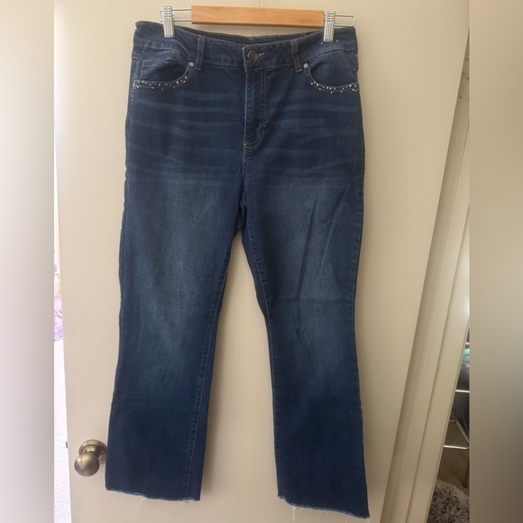D. Jeans Flare Denim - Picture 1 of 8